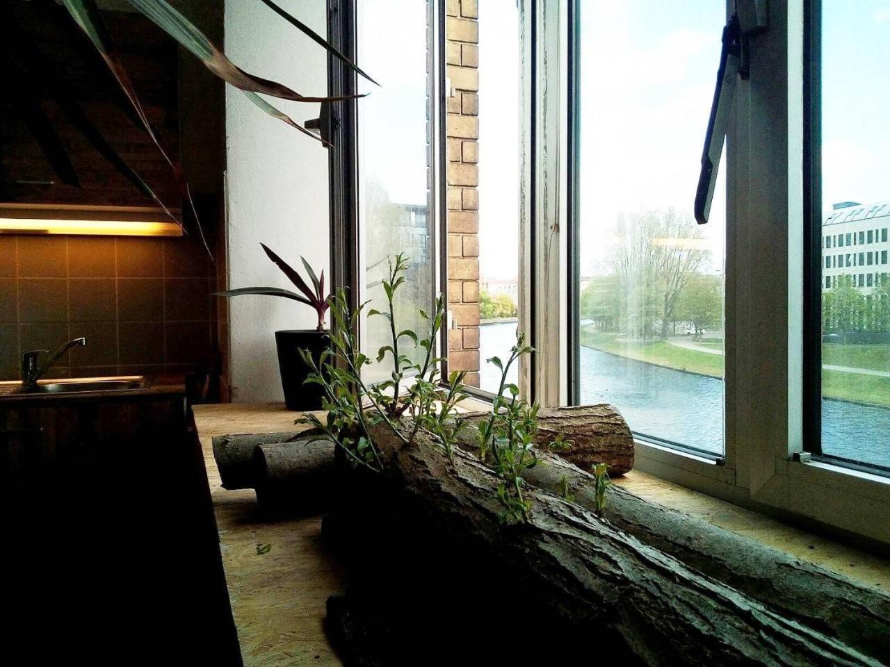 Einzigartiges 140qm Loft - Party Ist Erlaubt! Appartement Berlijn